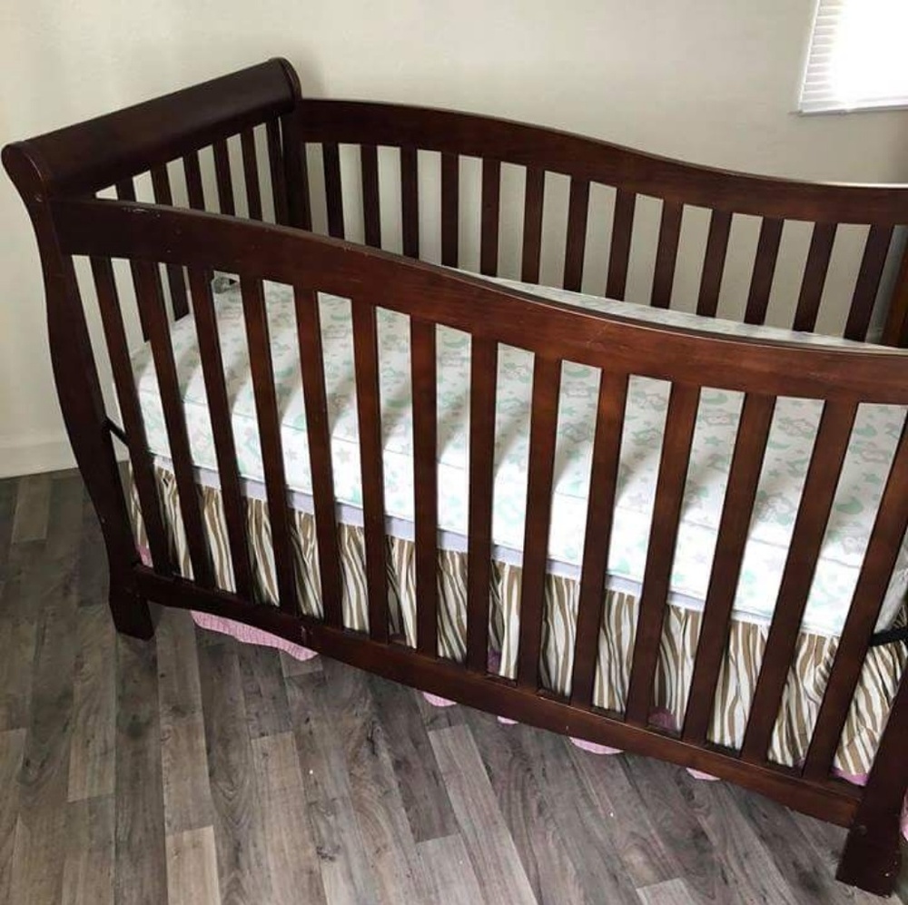 Baby bed - Picture 2 of 2